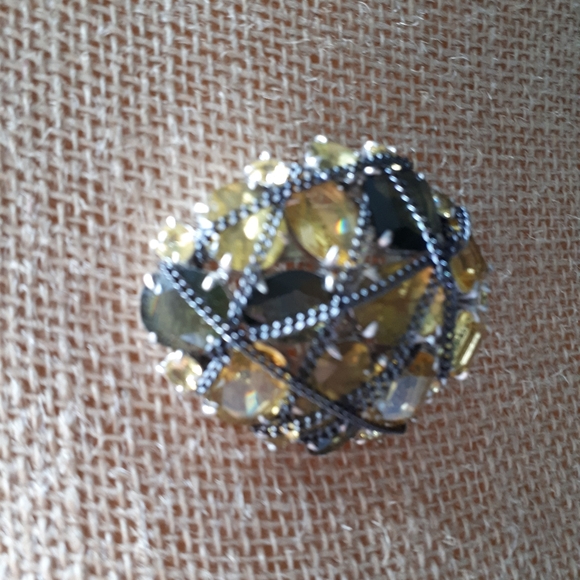 Stella and Dot "After the Rain" Vintage Brooch - Picture 2 of 3